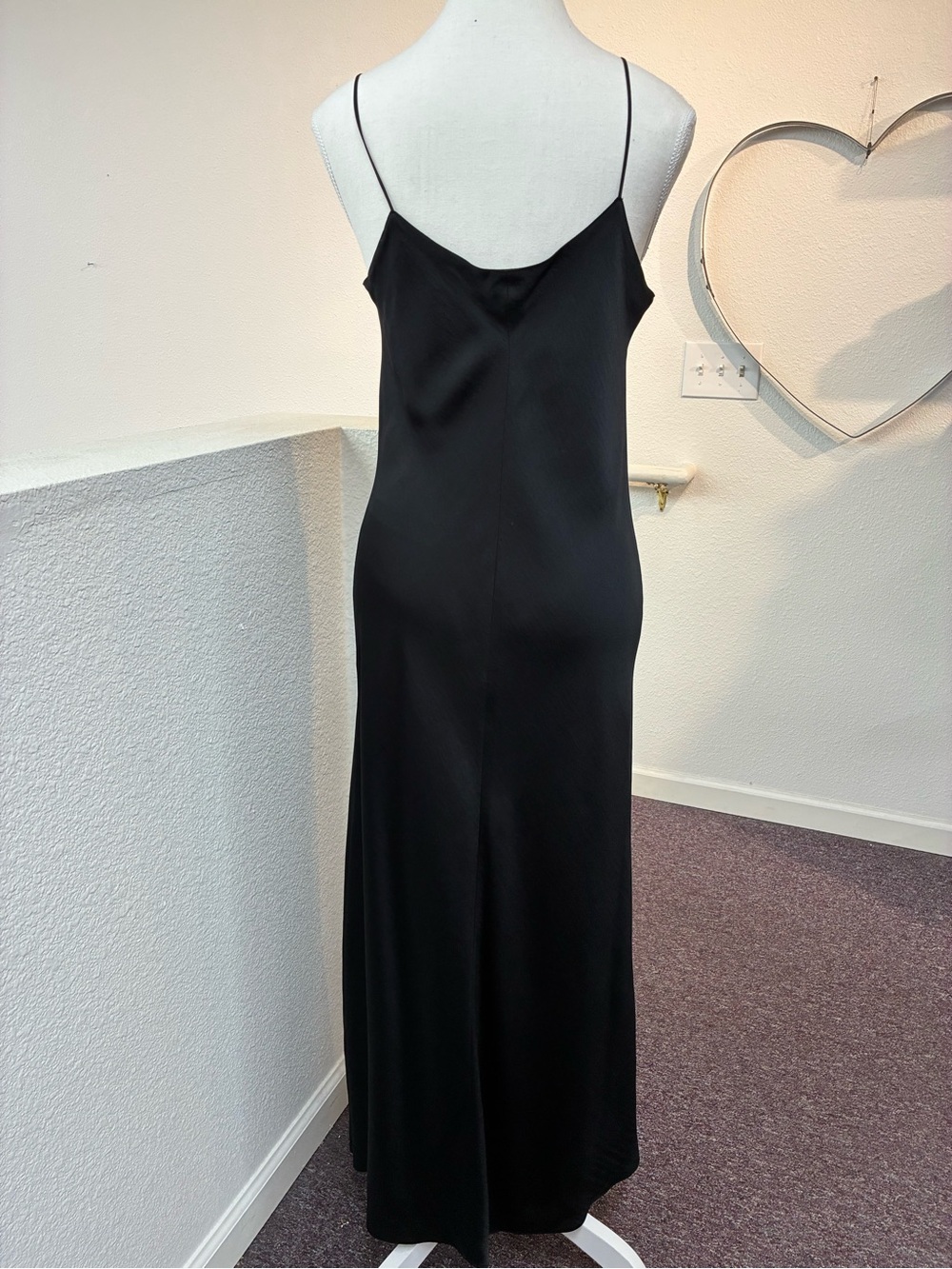 Vince Classic Black Slip Dress Sleek Spaghetti Strap Pullover Size Large - Picture 4 of 7